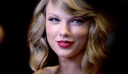 Taylor Swift Reveals a Bold New Look on Her “Reputation”…